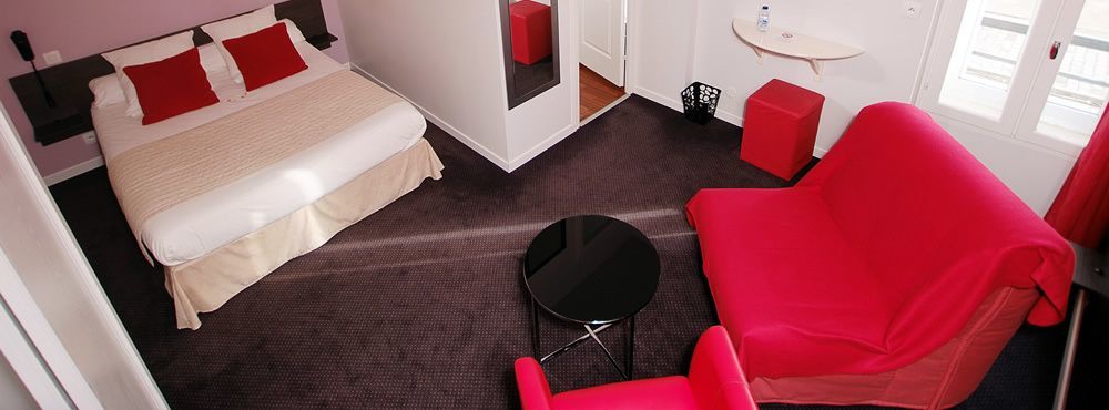 Un Hotel Sur Le Port La Rochelle  Bagian luar foto