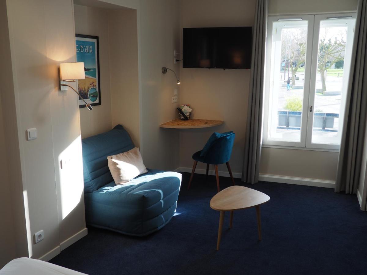 Un Hotel Sur Le Port La Rochelle  Bagian luar foto
