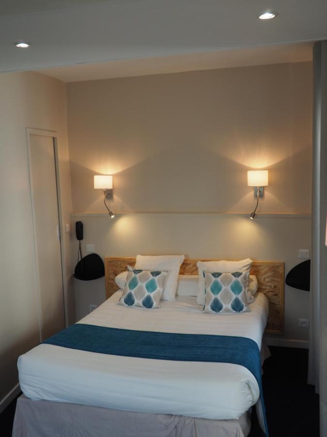 Un Hotel Sur Le Port La Rochelle  Bagian luar foto
